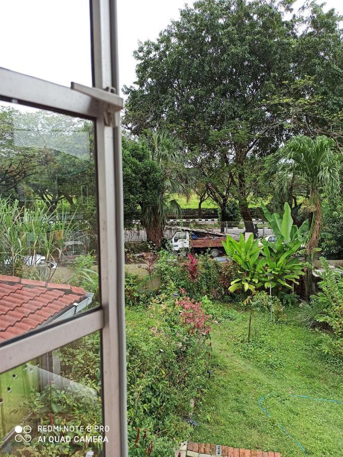 Homestay Bdr Bukit Tinggi Tropicana Garden *